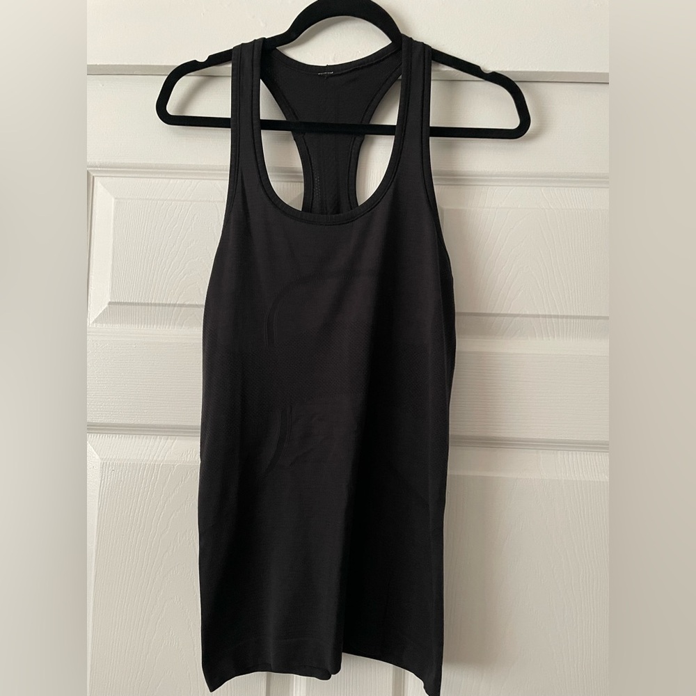 lululemon Black Swiftly Tank Top. Size 6